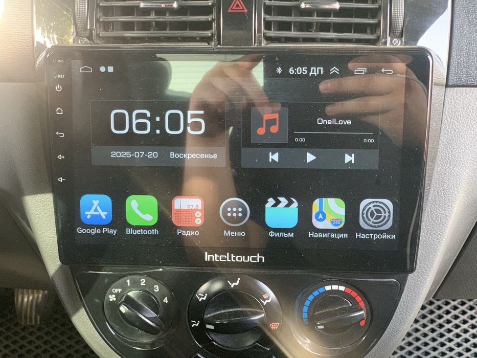 Inteltouch 10 dyumli monitor