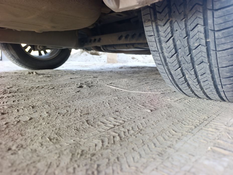 Kobalt sotiladi sastaniyasi zur kraskasi umuman yuq uzimniki