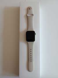Apple watch SE2 40mm "Starlight aluminium"