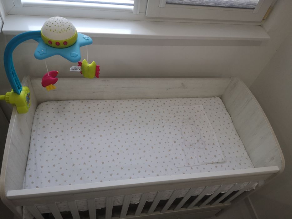 Дървена кошара с обиколници