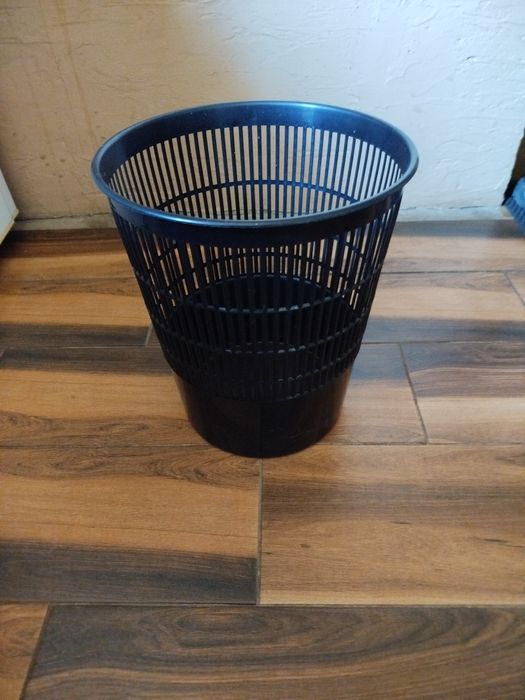 Продам урну новая