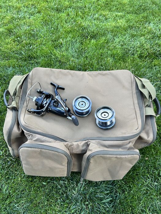 Mulineta Shimano si geanta Korda