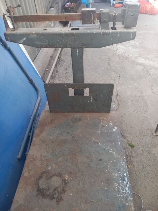 Продам весы напольные