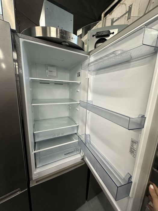 Combina frigorifica Beko RCNT375I40XBN