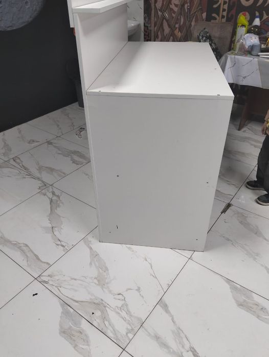 Стол кушетка шкаф