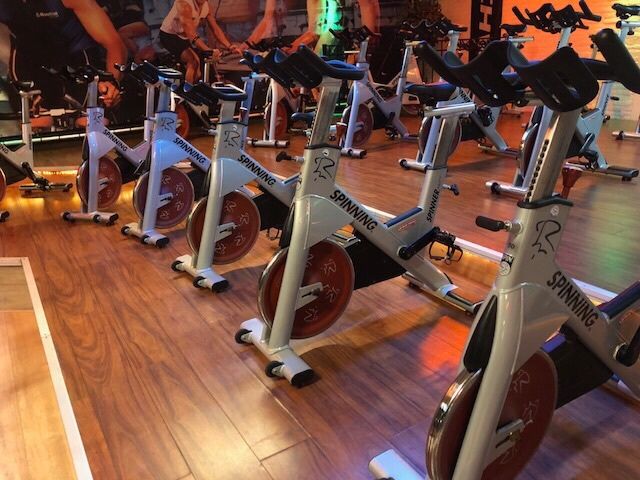 Depozit aparate fitness profesionale