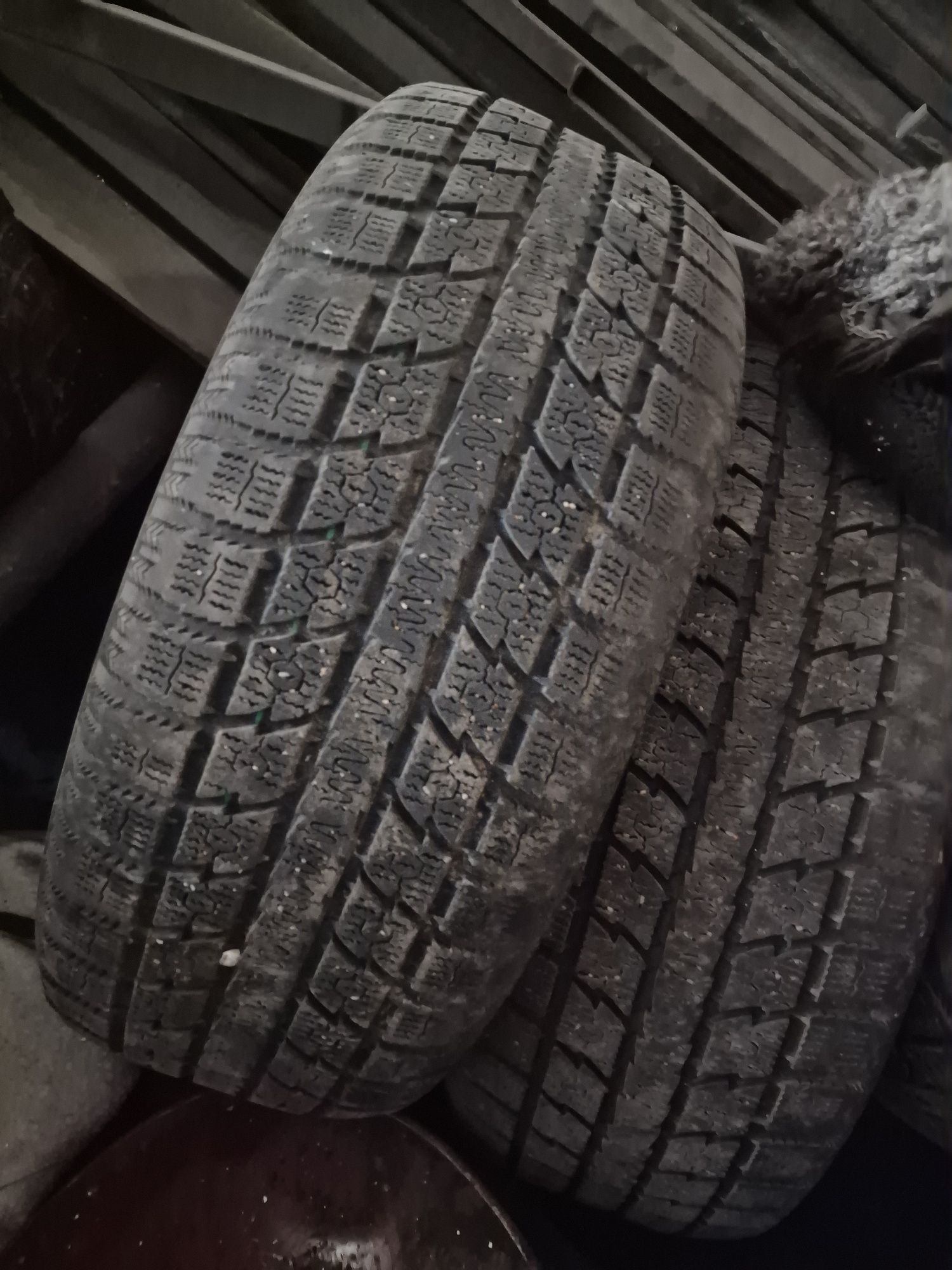 Шины зимние TOYO и Hankook 275/55/20 ,285/50/20