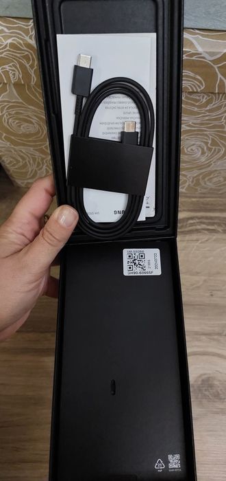 Samsung Galaxy S24 ultra Gold