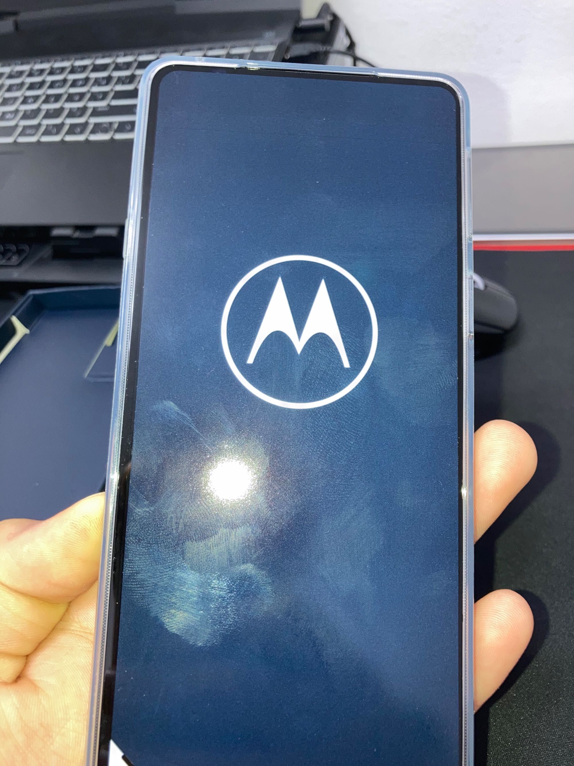 Motorola edge 20