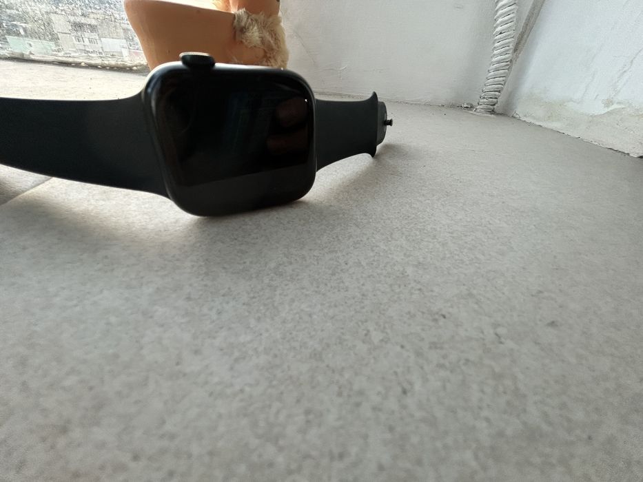 Iwatch 8 45 mm 87% battery