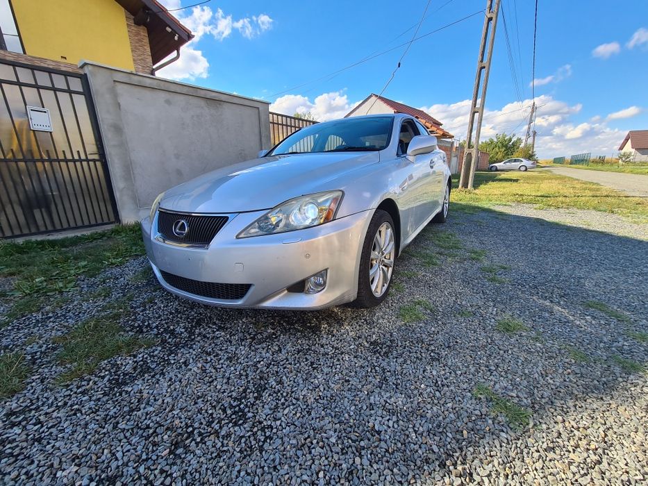 Dezmembrez Lexus is220 din 2010 2.2 diesel 177 cp