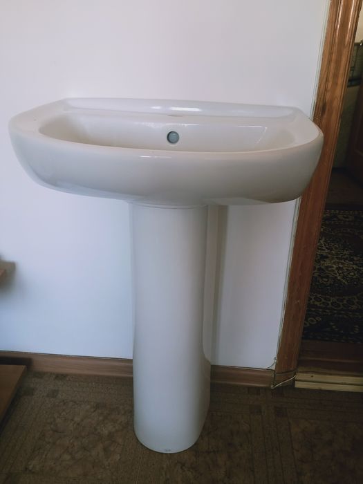 Мойка  для  кухни; Раковина; Кофеварка;  принтер  и  другое.