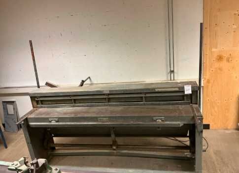 Ghilotina JORG 4005 pentru tabla  2,05 m lungime de taiere 5mm grosime