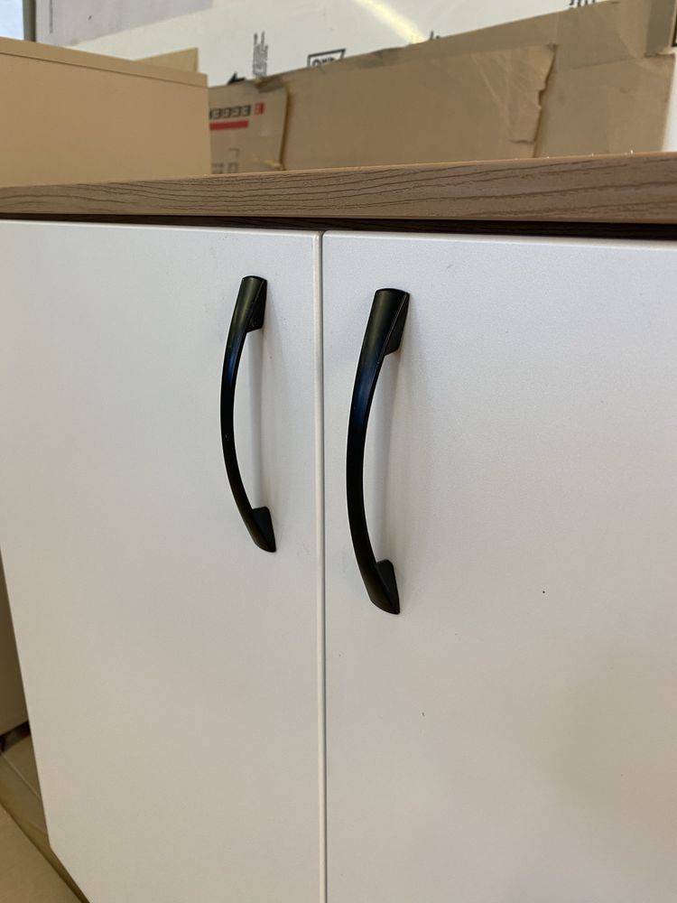 Comoda cu 3 usi din mdf - 1425x470x775