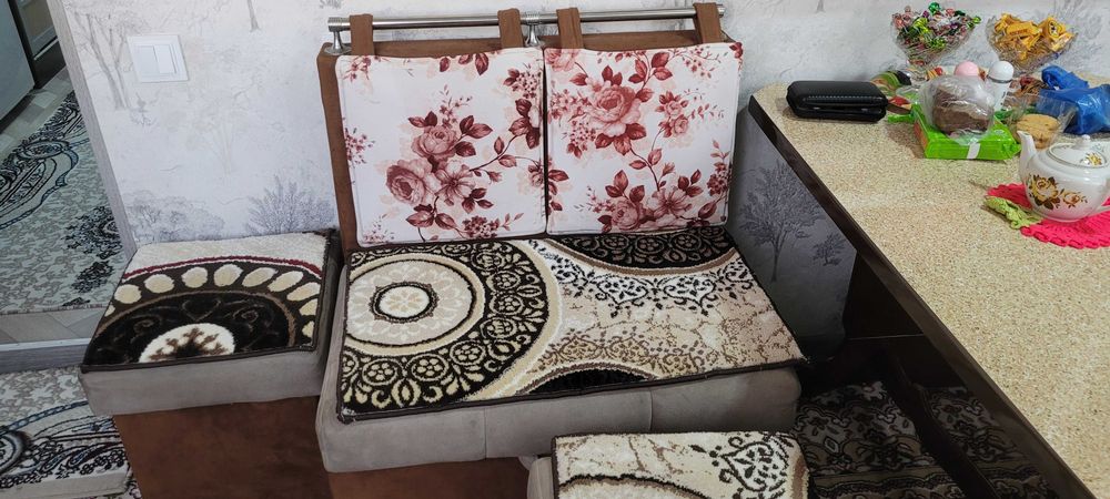 Кухонный уголок в хорошем состоянии