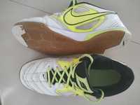 Papuci de fotbal Nike 43/44