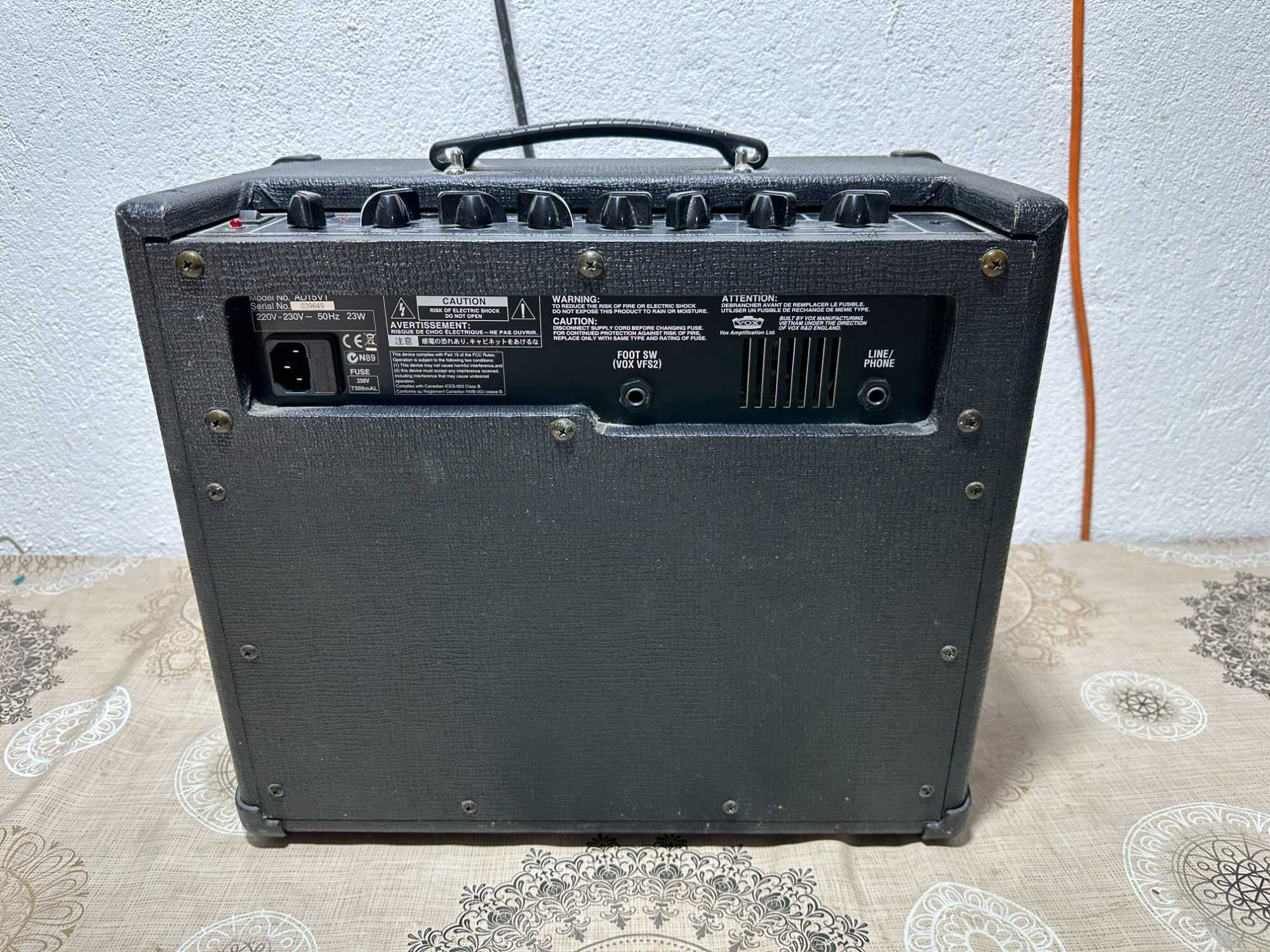 Кубе - Vox AD15VT