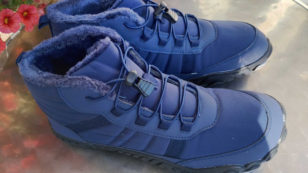 Нови мъжки, непромокаеми обувки,номер 43