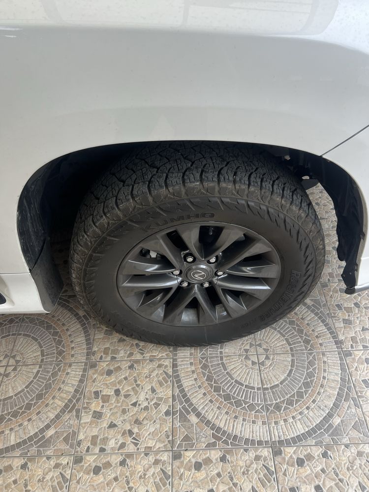 sotuvda lexus gx460
