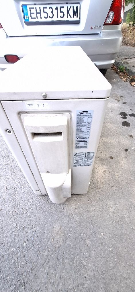 Климатик Samsung AR09FSFTKWQN