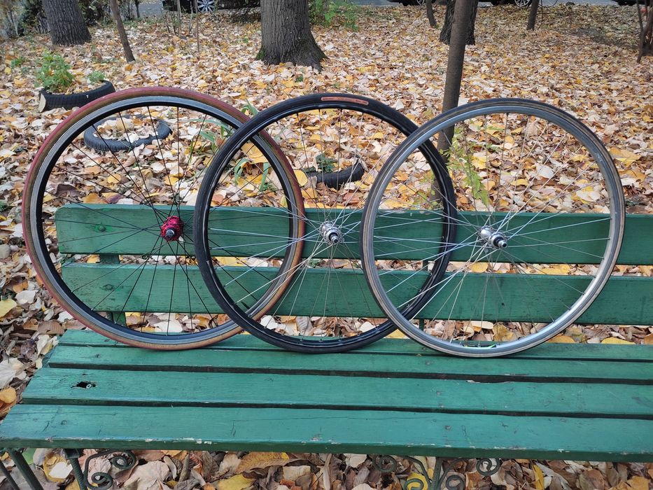 Roți față bicicletă cursieră