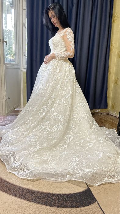 Продаются новые свадебные платья