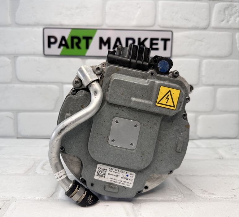 Генератор Динамо AUDI A6 A7 A8 Q7 Q8 4N0903028N