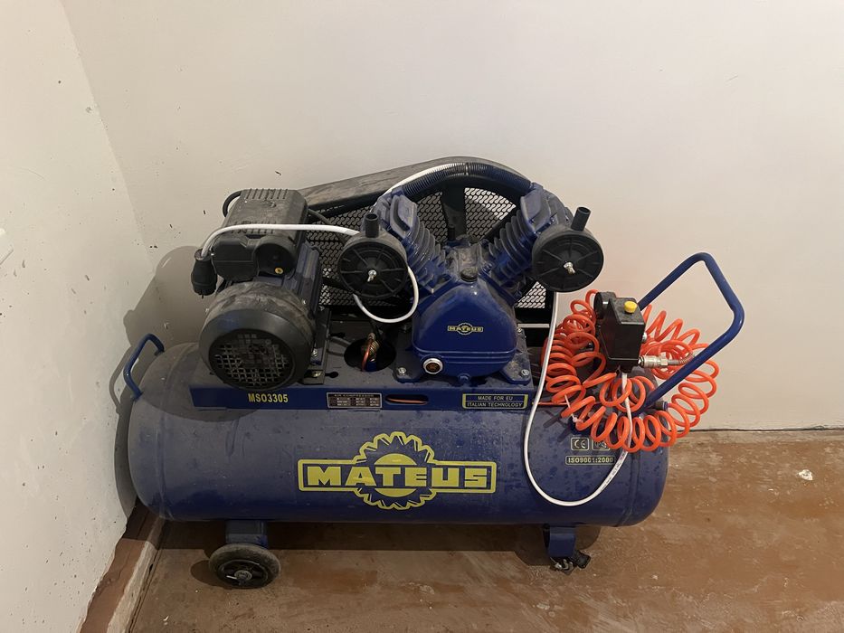 Воздушный компрессор MATEUS