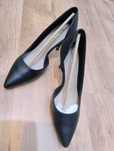 Vand pantofi stiletto noi nepurtati