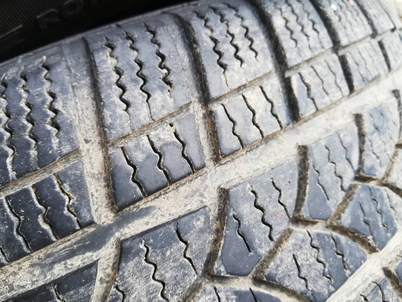 Джанти с гуми за пежо 15"