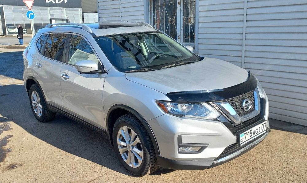 Продам Ниссан Роуг в отличном состоянии