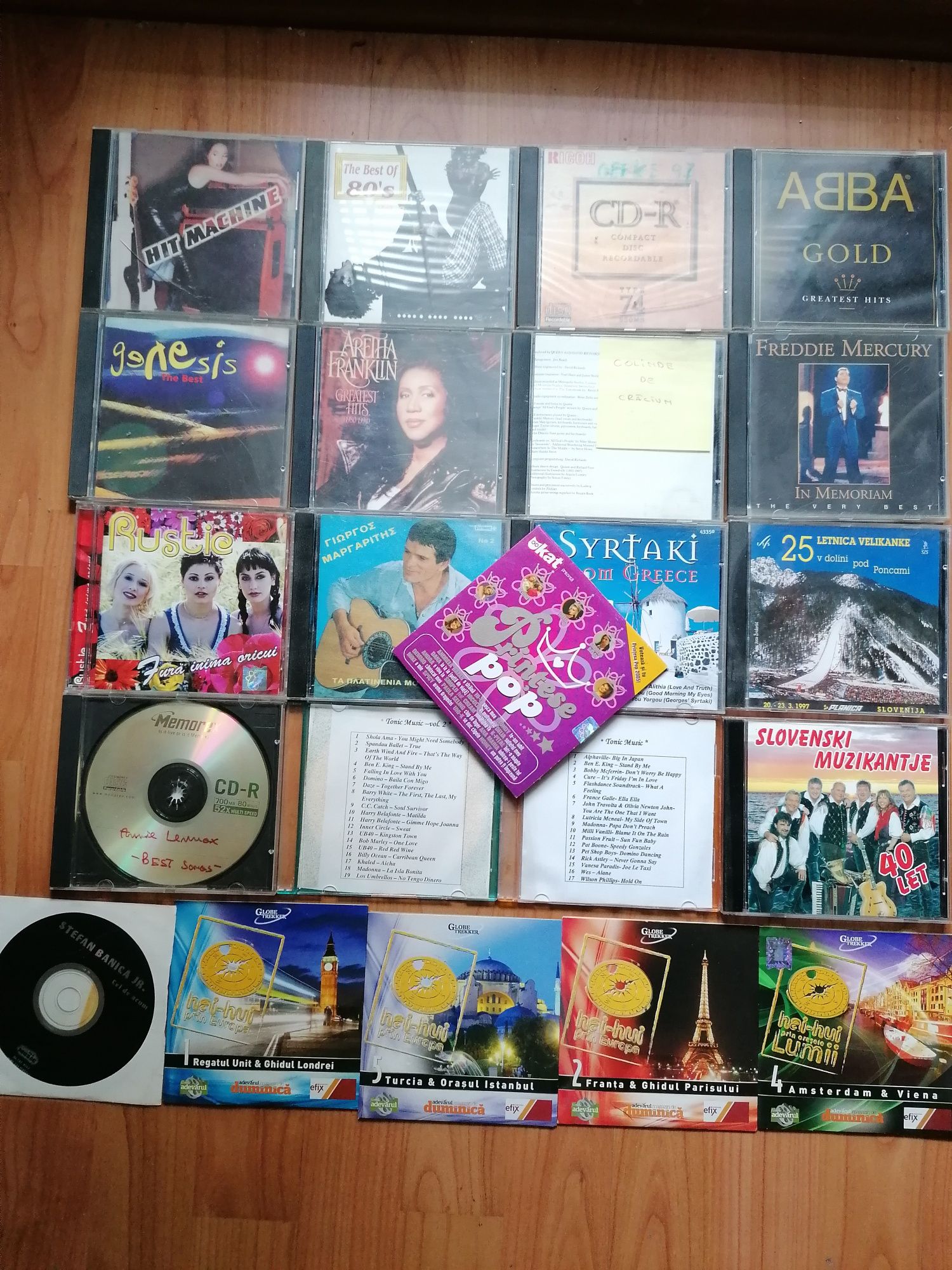 Casete și cd cu muzică și filme