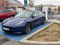 Tesla Model 3 Primul proprietar