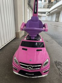 Детска кола Mercedes Benz AMG за бутане или каране - розова