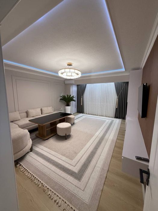 Квартира / Мирабад Нукус улица, бутик Гламур