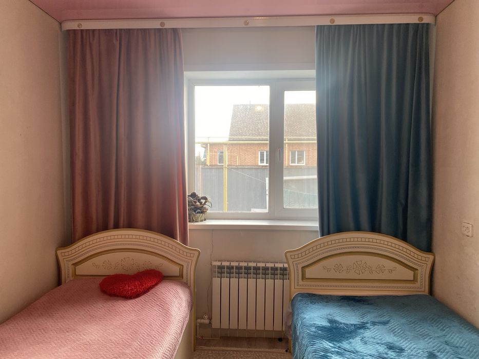 Шторы 2 штуки из велюра