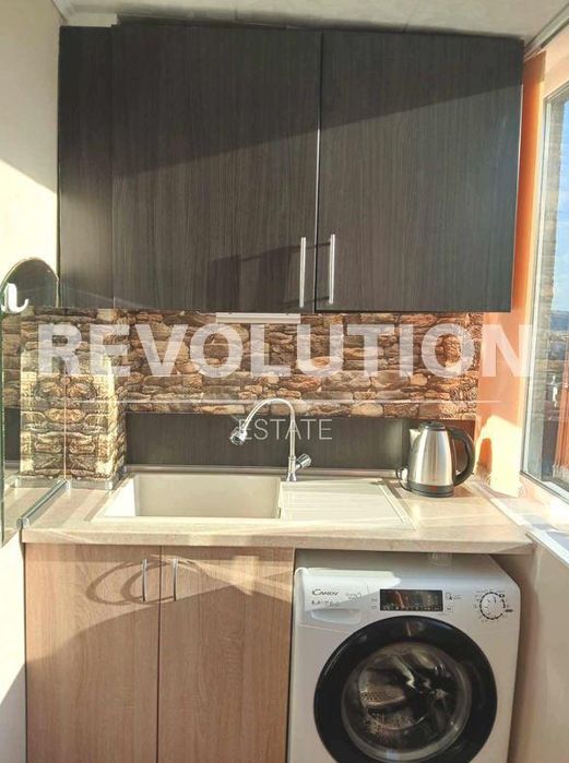 Дава се под наем Двустаен апартамент в Варна, Левски - 25 кв.м за 300 € - Снимка #3