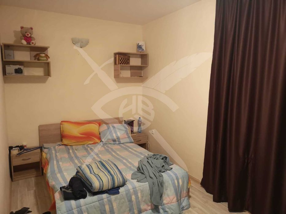 Дава се под наем Двустаен апартамент в Варна, Цветен квартал - 60 кв.м за 400 € - Снимка #2