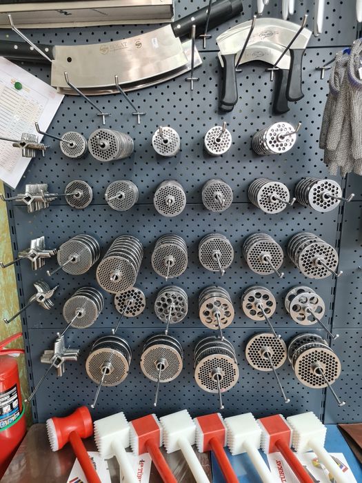 Нож, решетка, пышак, сетка для мясорубки