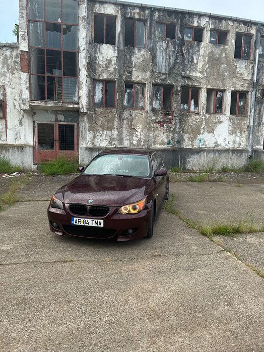Vând bmw e60 525d