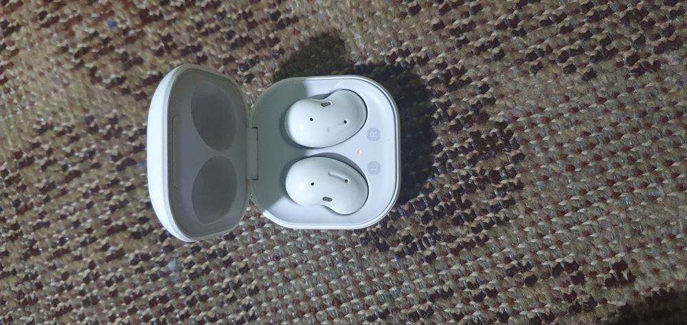 Galaxy Buds Live