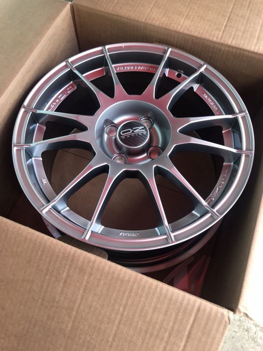 16 Джанти OZ Racing Ultraleggera 4x100 4x108