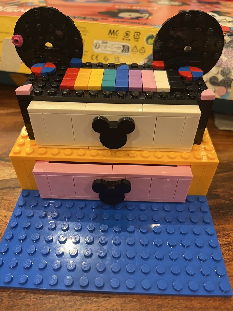 Lego Mickey and Minnie Dots