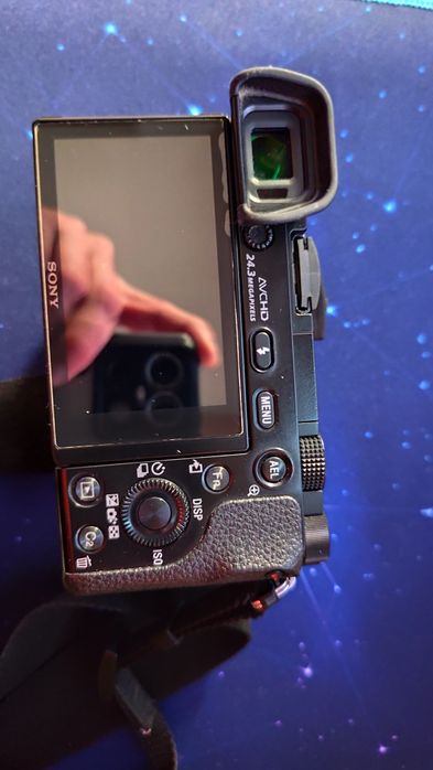 Aparat foto mirrorless Sony A6000 + 16-50mm + accesorii