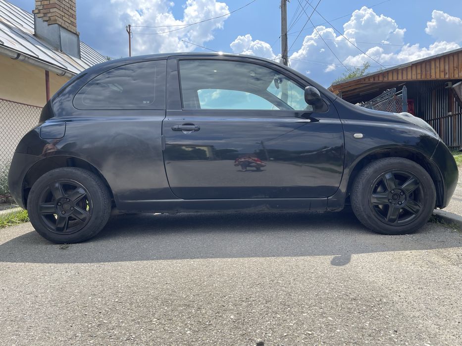 Vând Nissan Micra 2004 - motor 1.2 16V, 48 kW / 65 CP, benzină