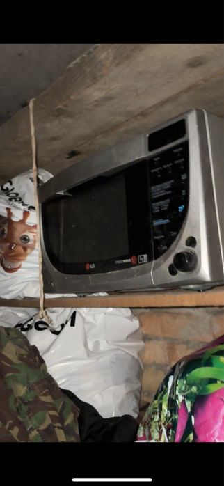 продам работающую микроволновку LG
