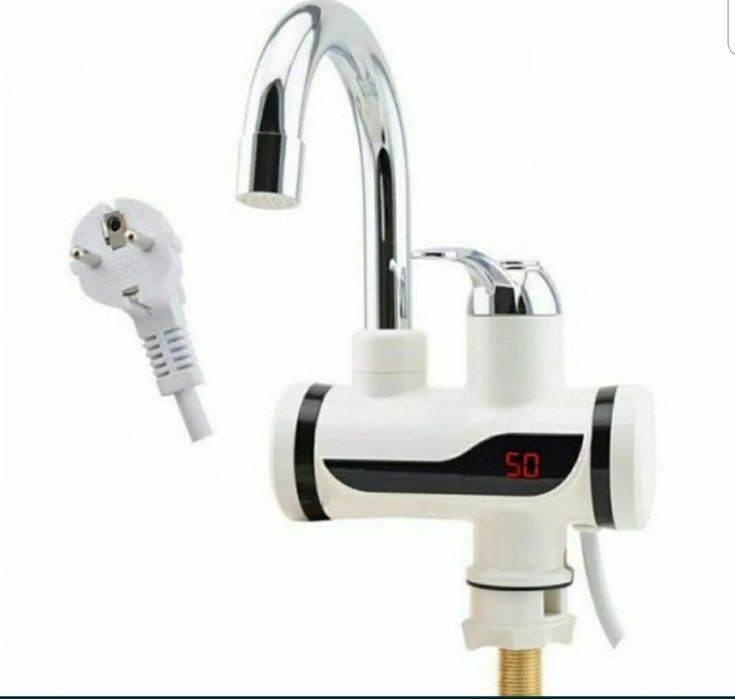 Baterie instant robinet electric pentru apa calda afisaj