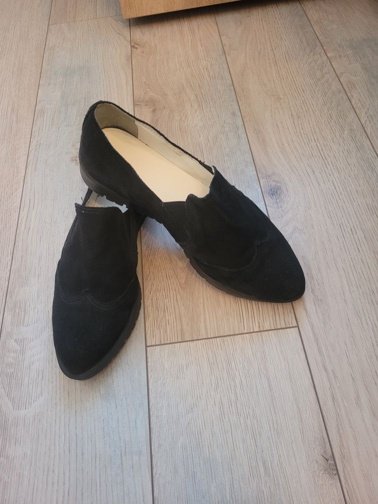 Pantofi sport piele întoarsă nr 39