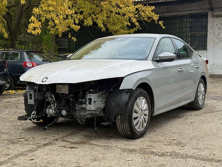 Skoda Octavia 2025 avariat