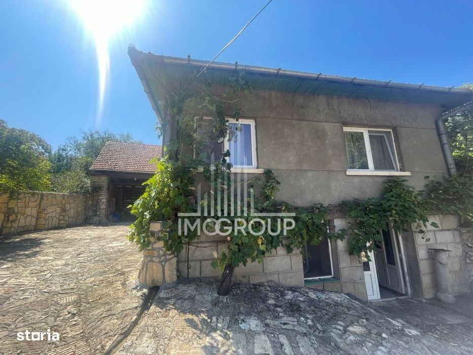 De vanzare casa in comuna Garbau Comision 0%